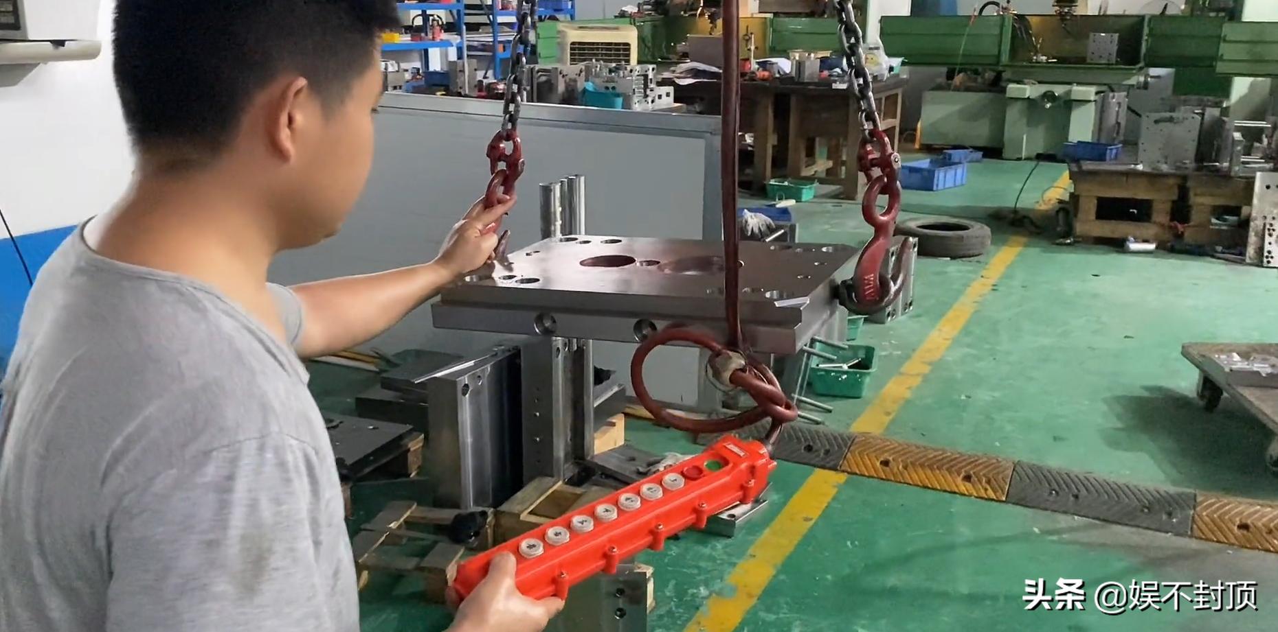 模具师傅多少工资2008年,招聘拉丝模具师傅8000