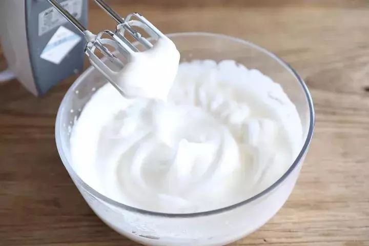 简单好吃的烘焙蛋糕,烘焙入门级别的必做甜品