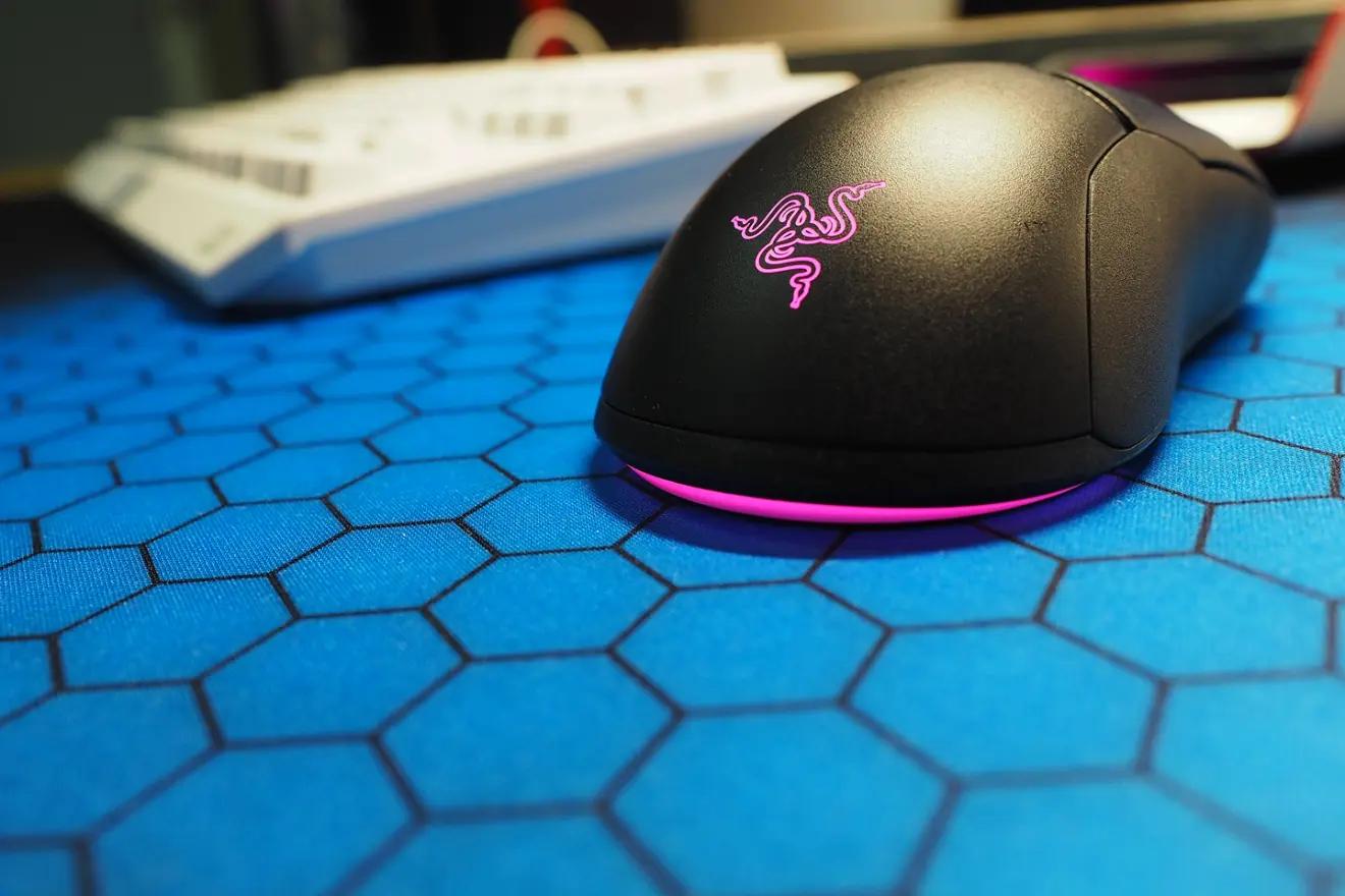 雷蛇毒蝰迷你版mini有线鼠标razer,雷蛇毒蝰v2pro鼠标和毒蝰v3pro