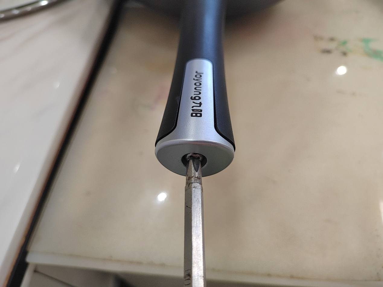 九阳晶钻耐磨不粘锅有涂层吗,九阳第二代晶钻耐磨不粘炒锅