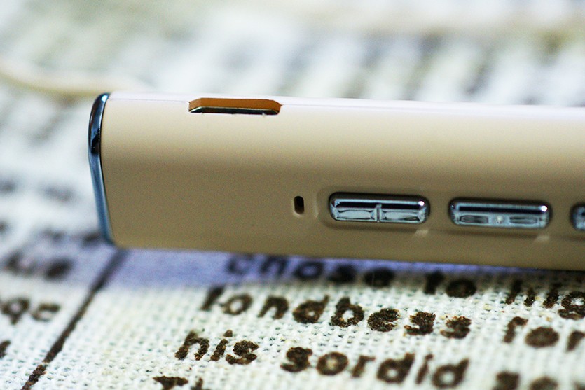 无痛感佩戴蓝牙耳机,无杂音佩戴舒服的蓝牙耳机