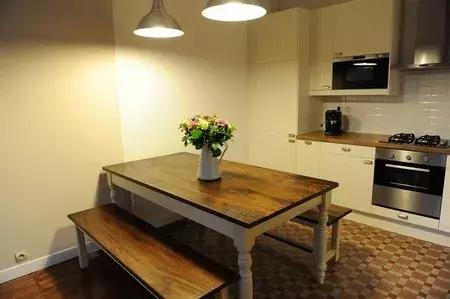 旧桌子翻新可以直接刷漆吗,不用刷漆翻新旧桌子的最佳方案