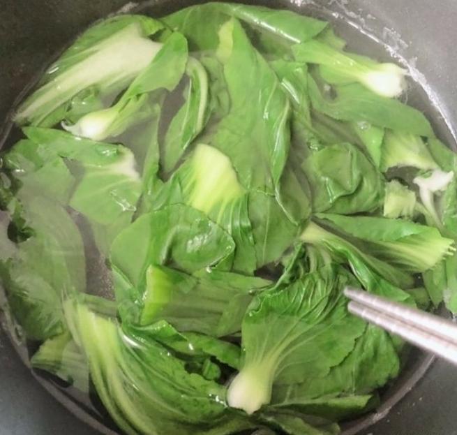 宝宝添加辅食便秘可以用开塞露吗,9个月宝宝便秘使用开塞露方法