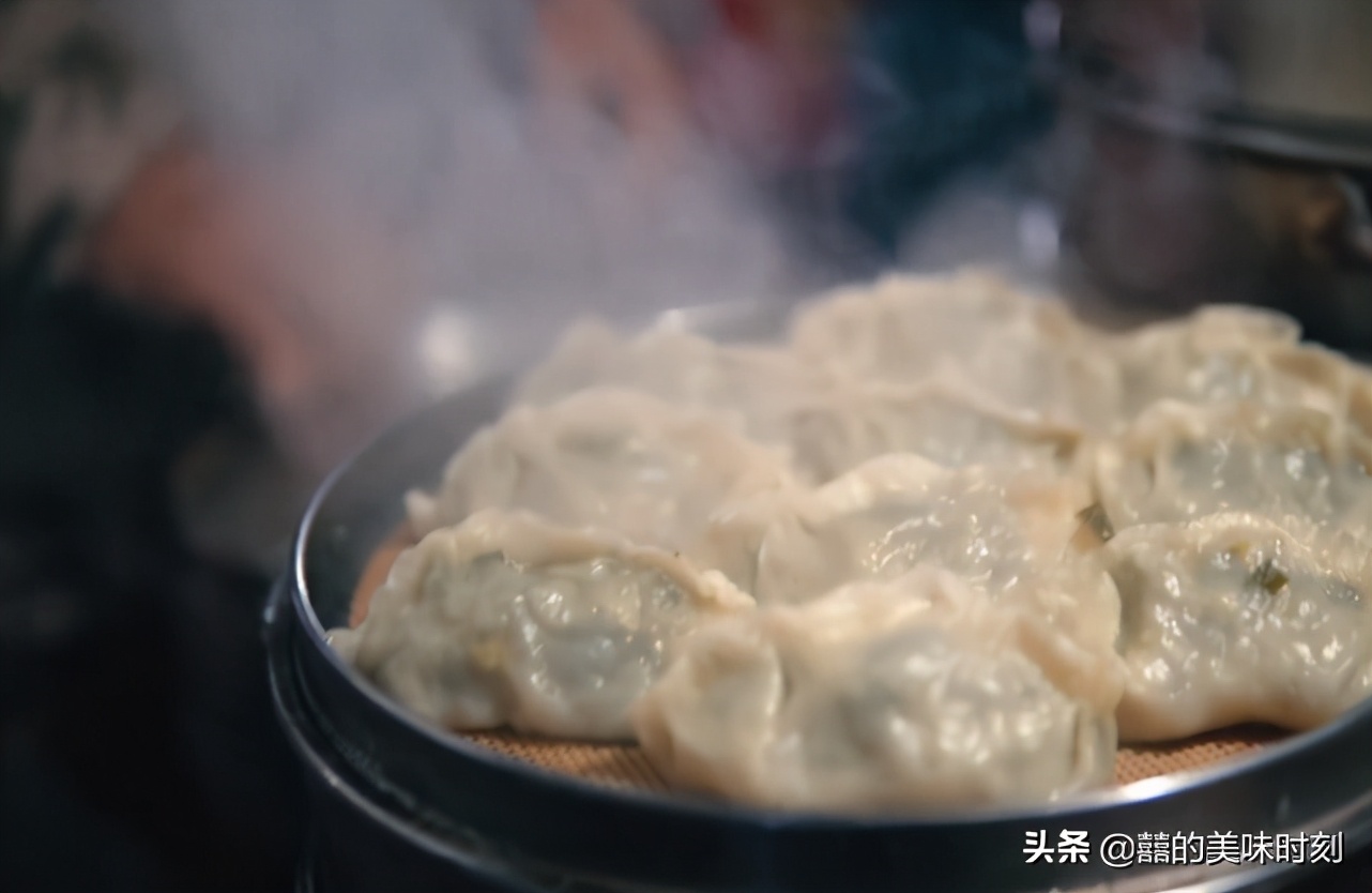 街边摆摊卖蒸饺,专门摆摊卖蒸饺5元一份