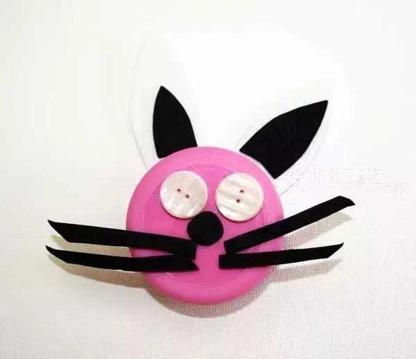 酒瓶纸盒利用,废纸罐头盒和空瓶子怎么变废为宝