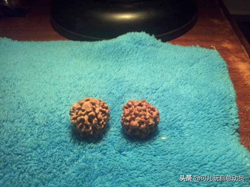 我爱做手工：给大家发一个无齿金刚圆珠的手工打磨过程