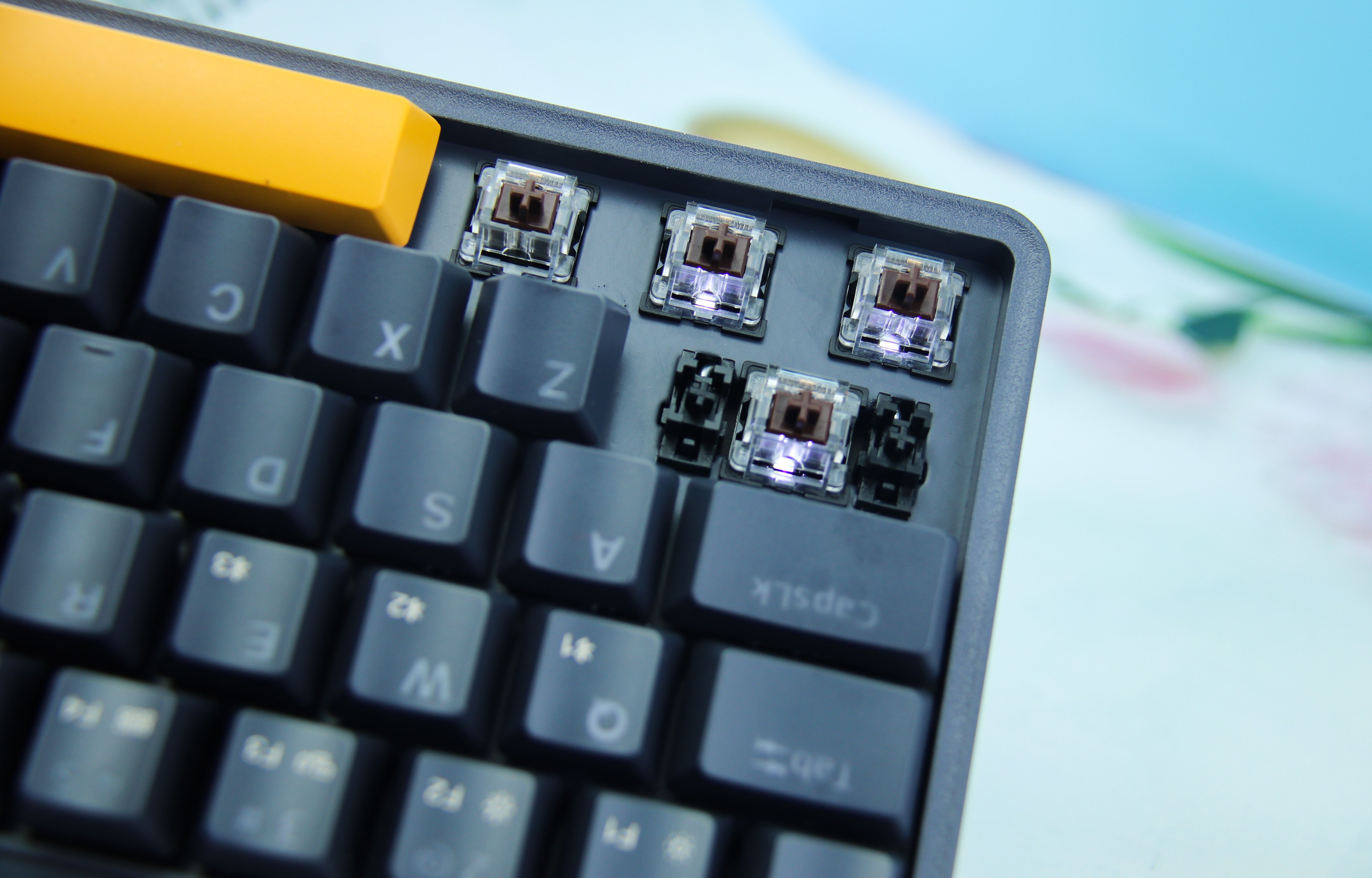 绫崇墿pop鏈烘閿洏z680c,绫崇墿artz830涓夋ā鏈烘閿洏涓婃墜浣撻獙