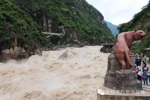 香格里拉除了景点还有好玩的地方,丽江去香格里拉路途中有什么景点