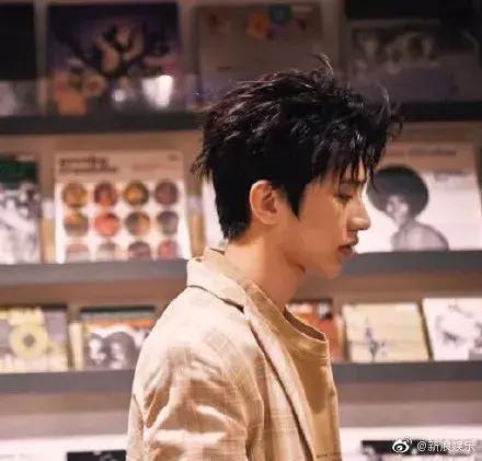 林允帮闺蜜辟谣反被群嘲,什么时候才能改改猪队友体质...