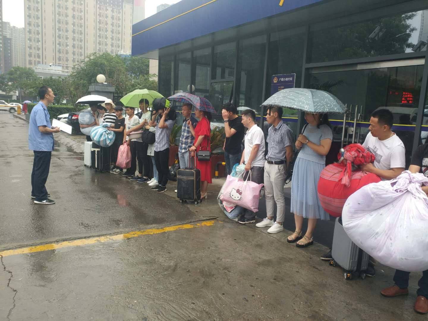 扫黑除恶∣西安工商浐灞分局连续出击高压整治传销活动