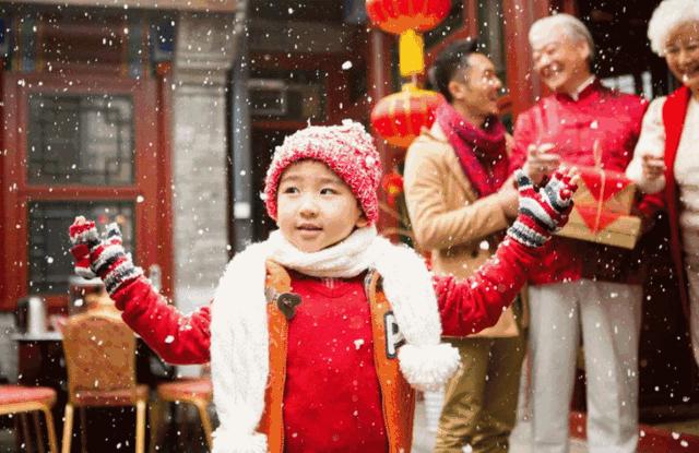 新年红怎么搭配衣服,新年红装穿搭视频