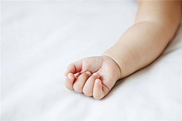 从哪可以看出宝宝以后是高个子,4个迹象表明还要长高