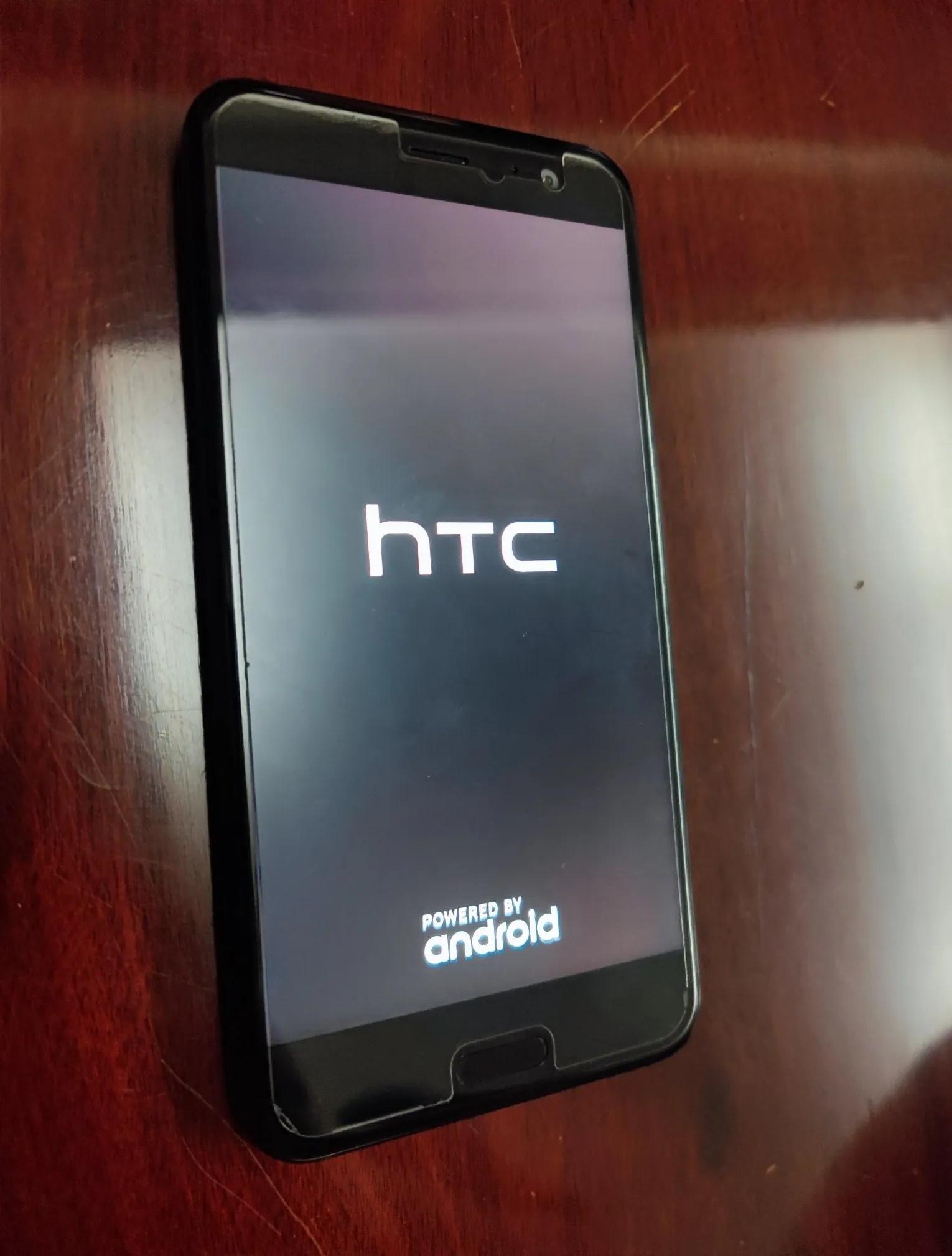 htcu11换电池,htc新机u11自译版