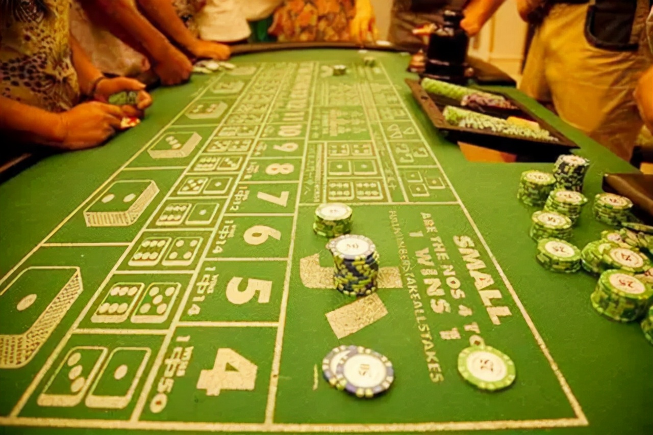 *场赌**如黑洞!澳门*场赌**的“*规则潜**”:不怕你赢钱,就怕你不玩