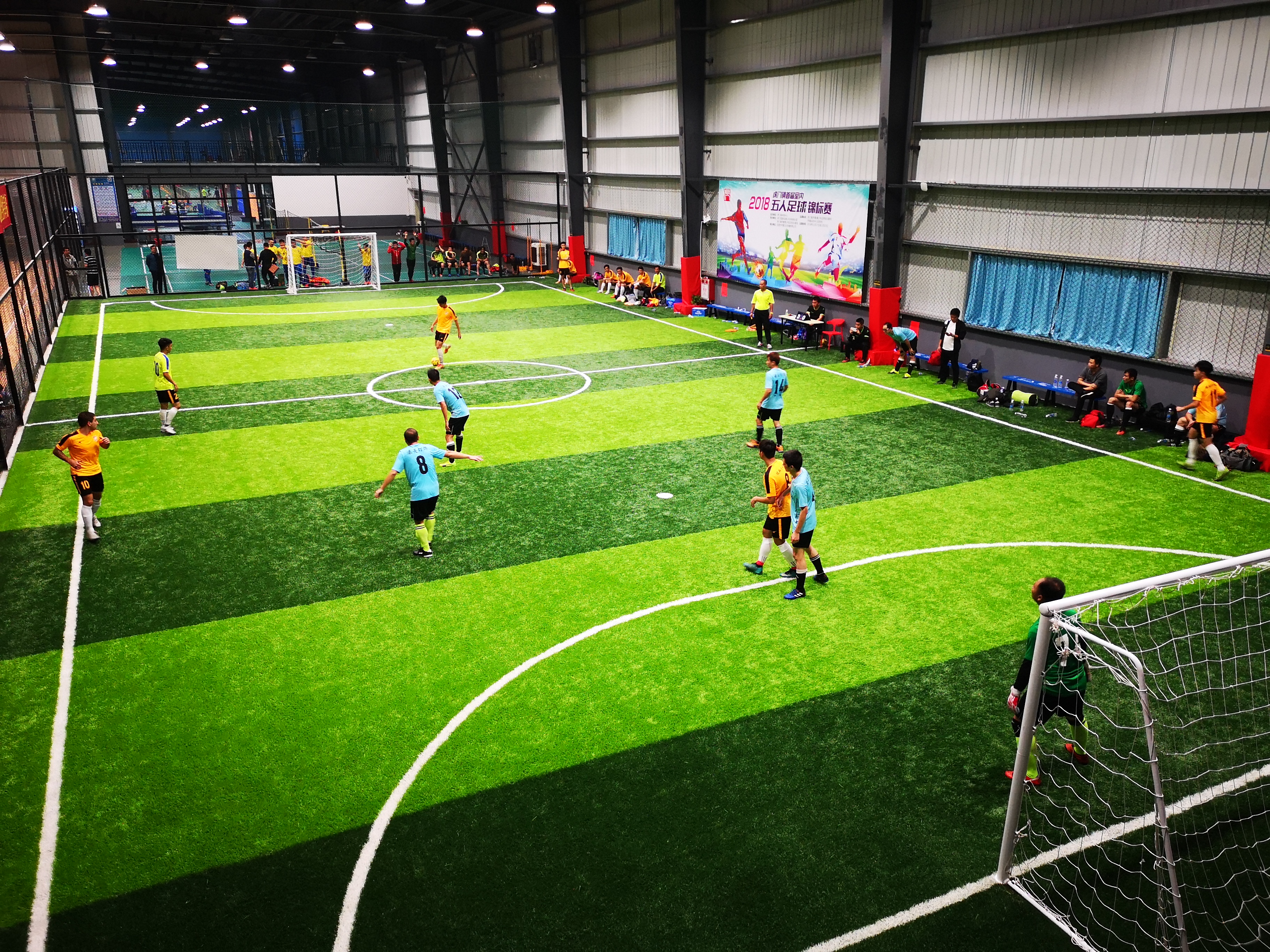 10000平室内游戏厅,居家室内羽毛球场地