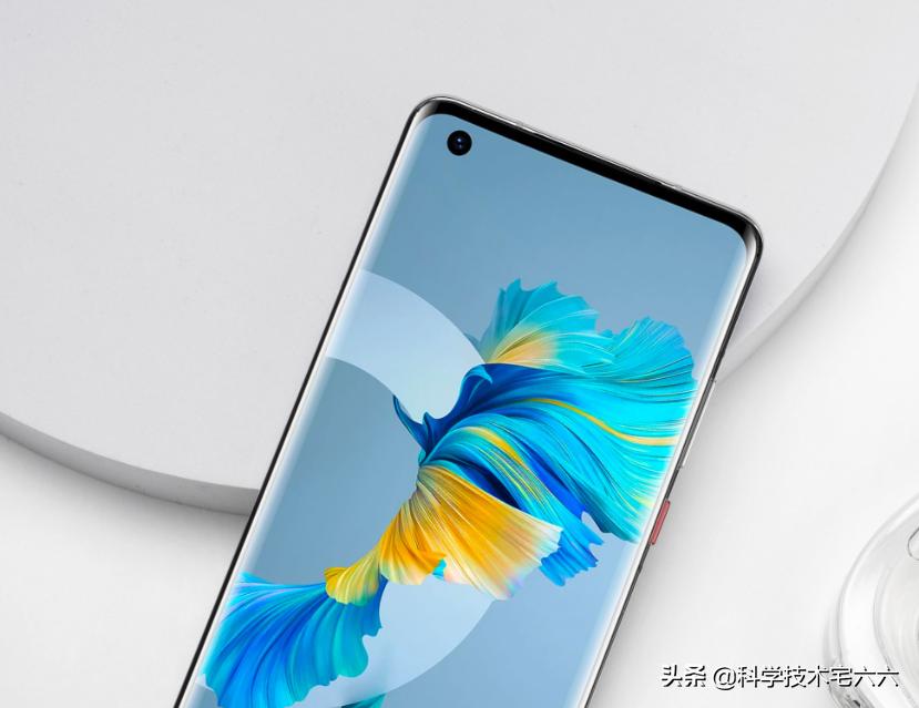 苹果和华为同时出新旗舰机,华为低端机