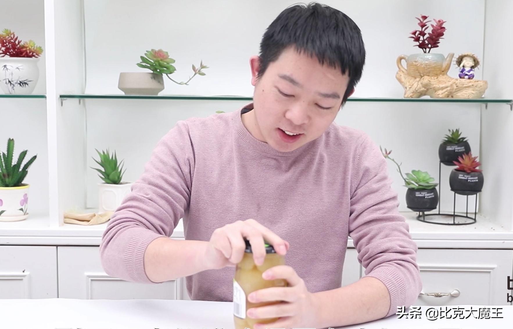 罐头怎么才能打开小机关,罐头瓶上有小机关吗