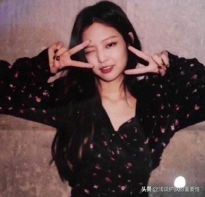 鼻子的毛孔粗大怎么缩小毛孔,鼻子毛孔挤出黑头后如何收缩毛孔