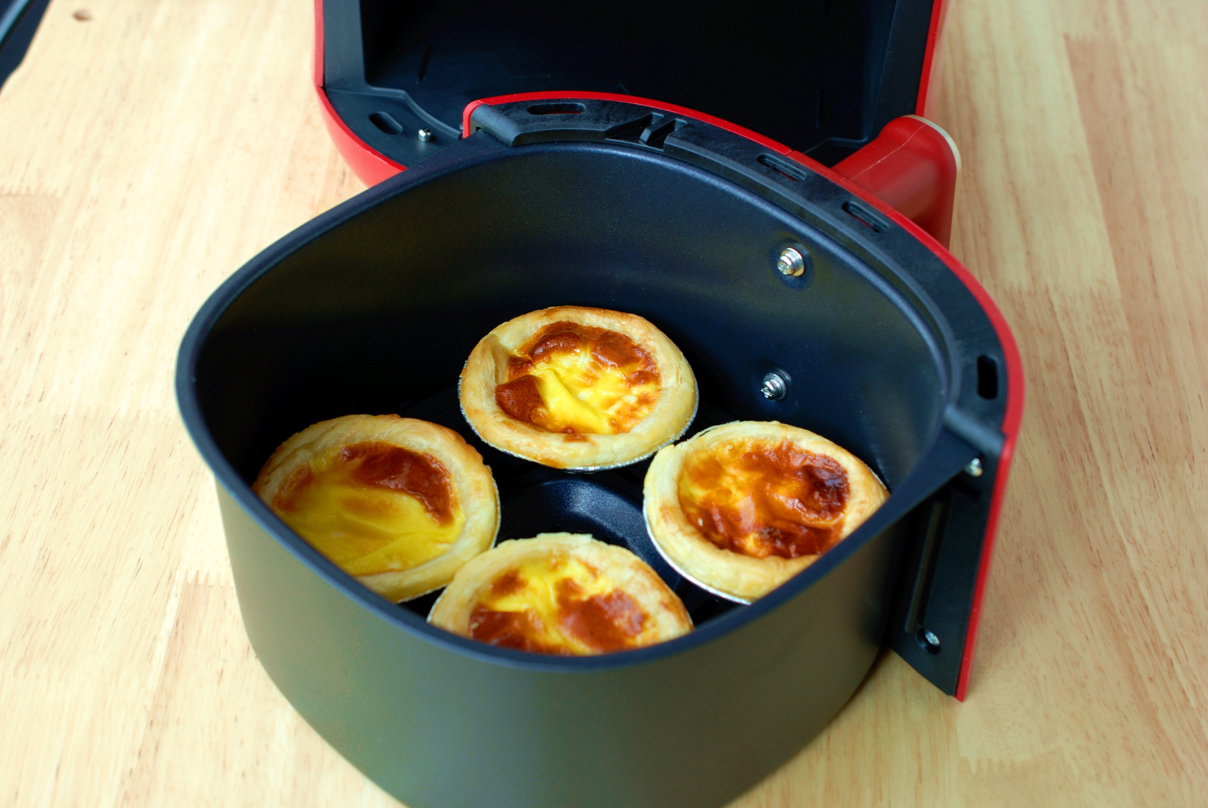 怎么做蛋挞不用蛋皮用烤箱烤,不用纯牛奶只有奶油怎么做蛋挞液