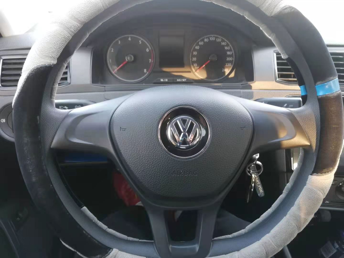 经济耐用省油的车桑塔纳,一万公里的新桑塔纳的优缺点