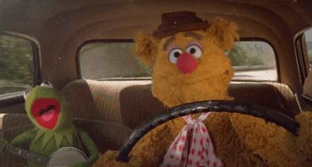 个人自驾租车条件,老人去旅游外地有租的代步车吗