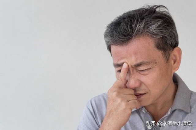 阿司匹林，长期吃容易出血！医生：教你3个办法，减少消化道出血
