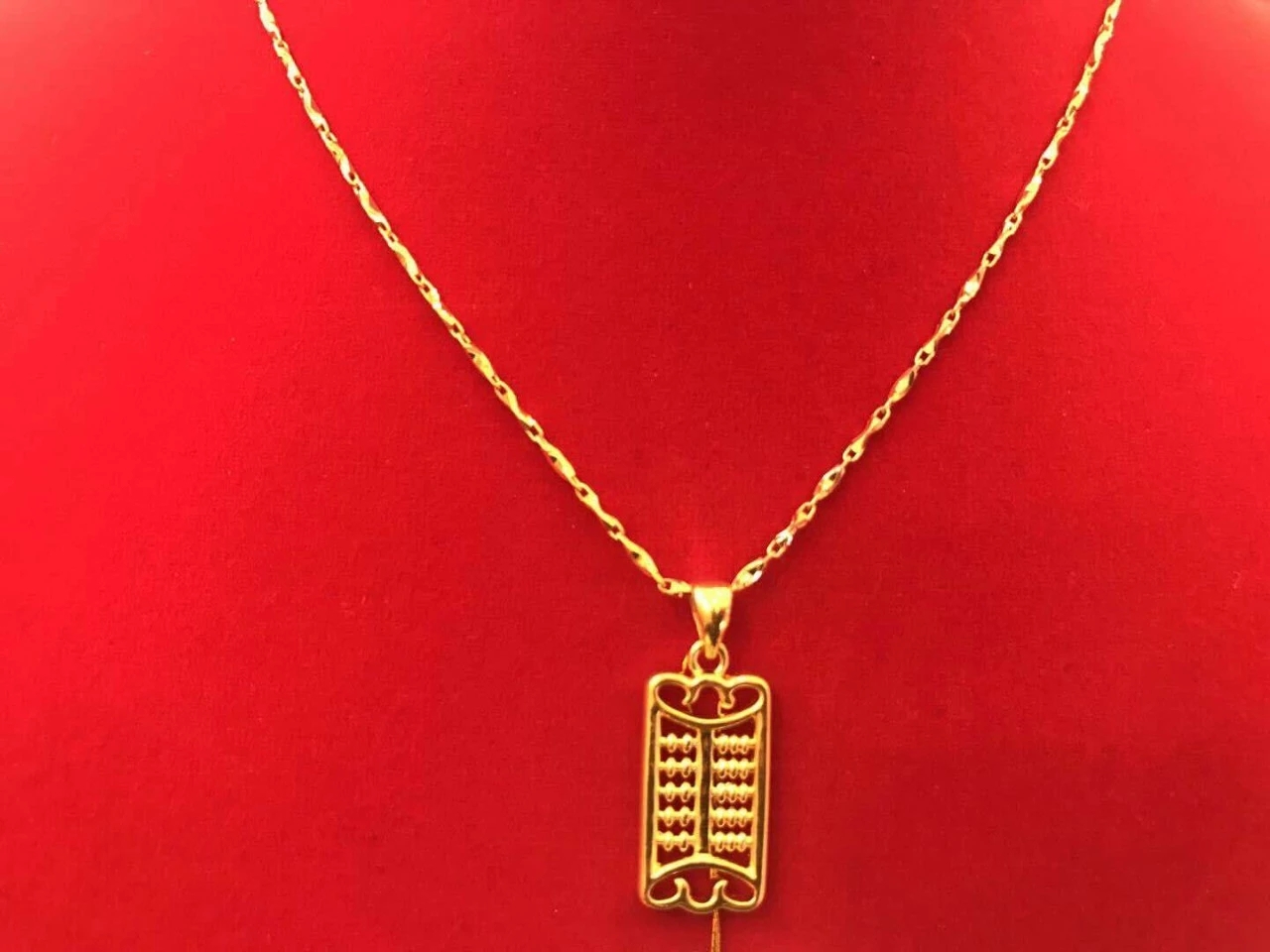 象牌吊坠什么含义,戴关羽吊坠的含义