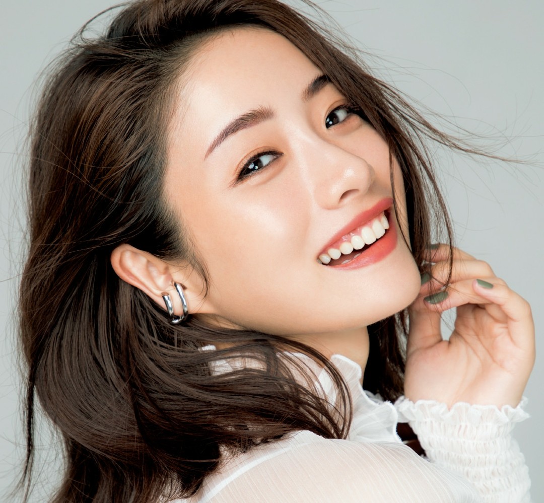 40岁妈妈短发烫发显年轻,30到40岁减龄短发烫发