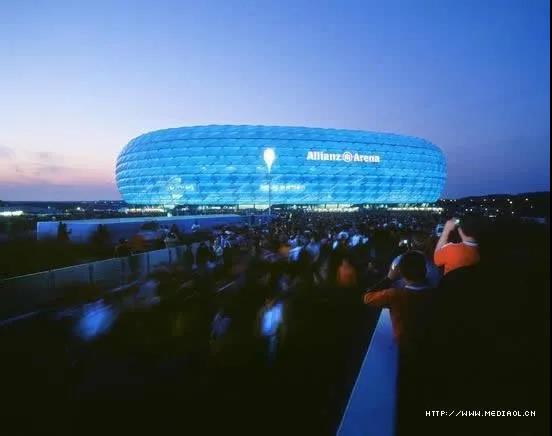 慕尼黑安联球场建造过程,慕尼黑安联球场举办欧冠决赛