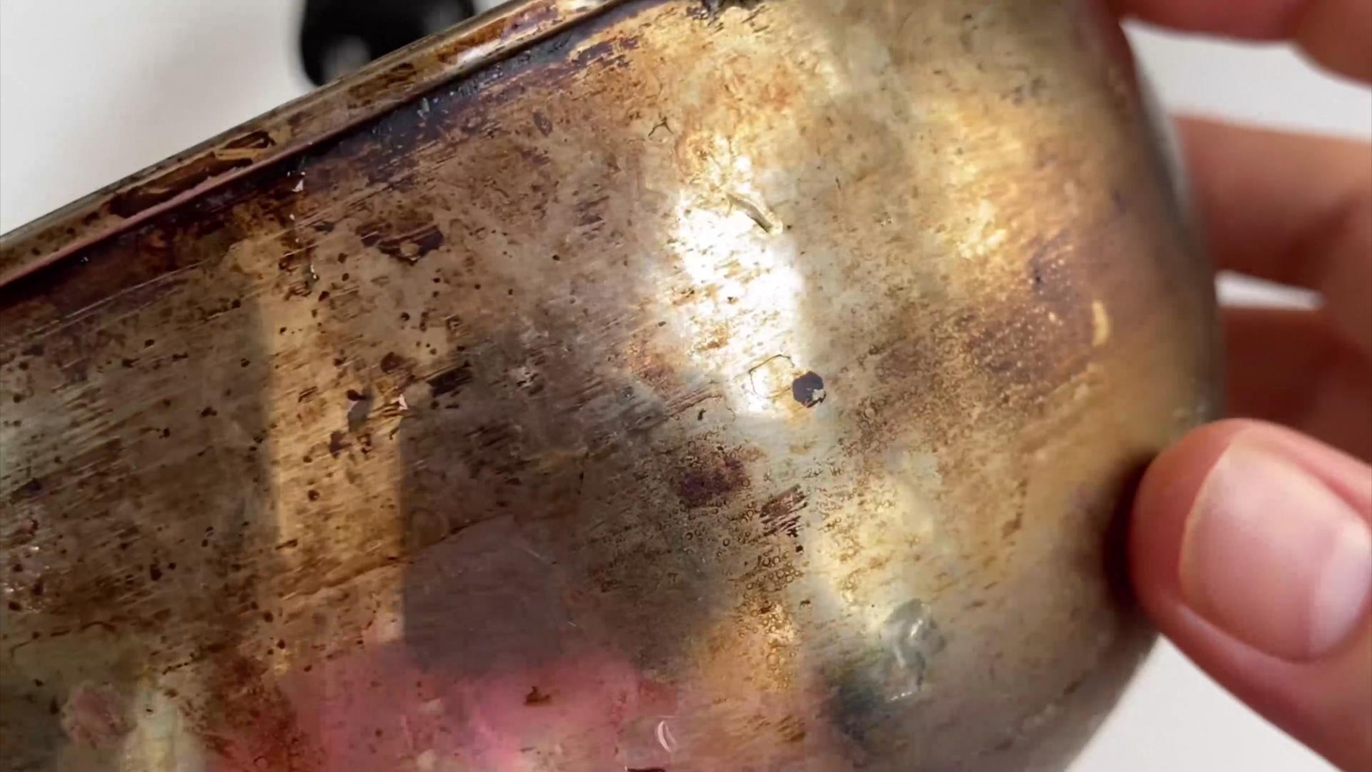 不锈钢锅黄色污渍怎么快速洗掉,不锈钢锅烧出的黄渍怎么去除