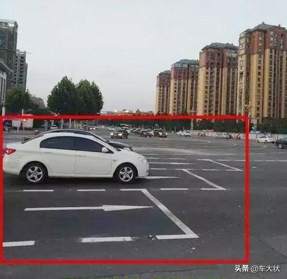 借道左转转错了怎么处理,借道左转走错了都会被拍到吗