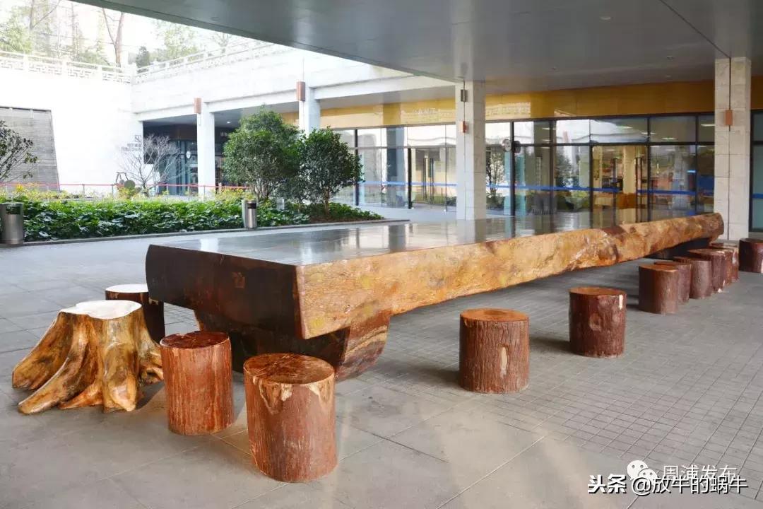 浦东新区周浦体育中心,上海周浦体育中心繁荣路