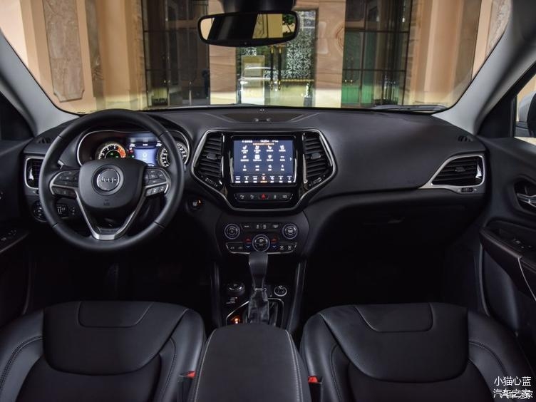 jeep新款自由光二手车,jeep新自由光旗舰版