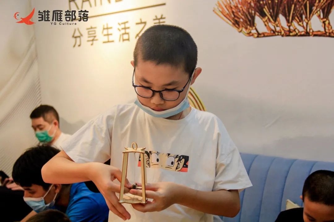 diy水浮式指南针,儿童diy指南针实验