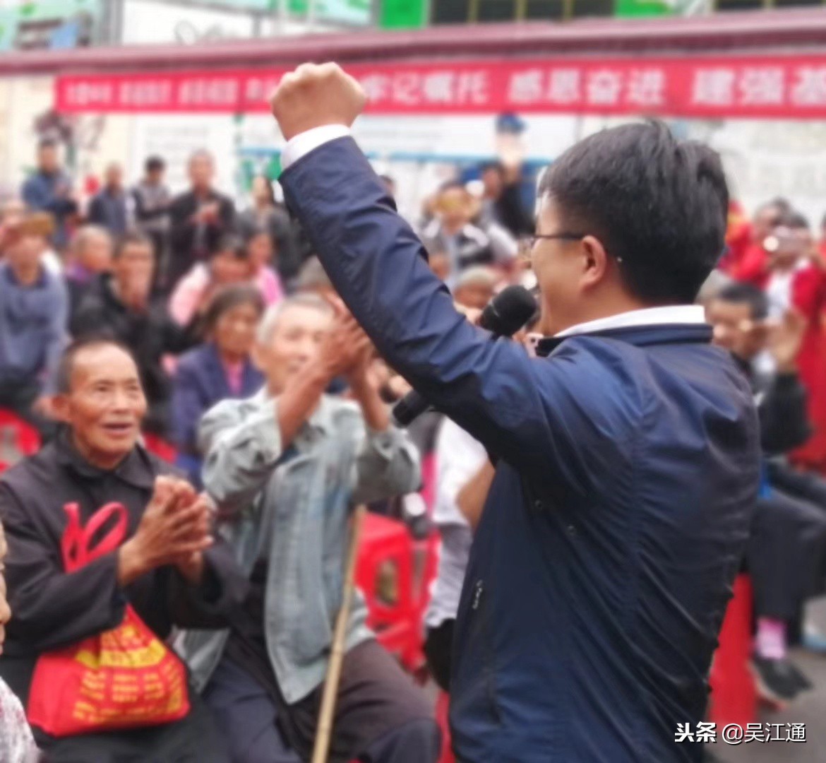 千里相望，梵净山下这一年