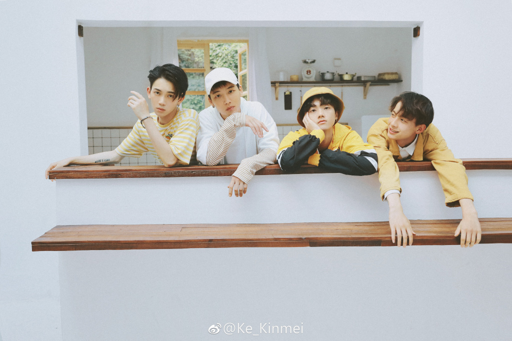 易烊千玺偶练,易烊千玺小成员