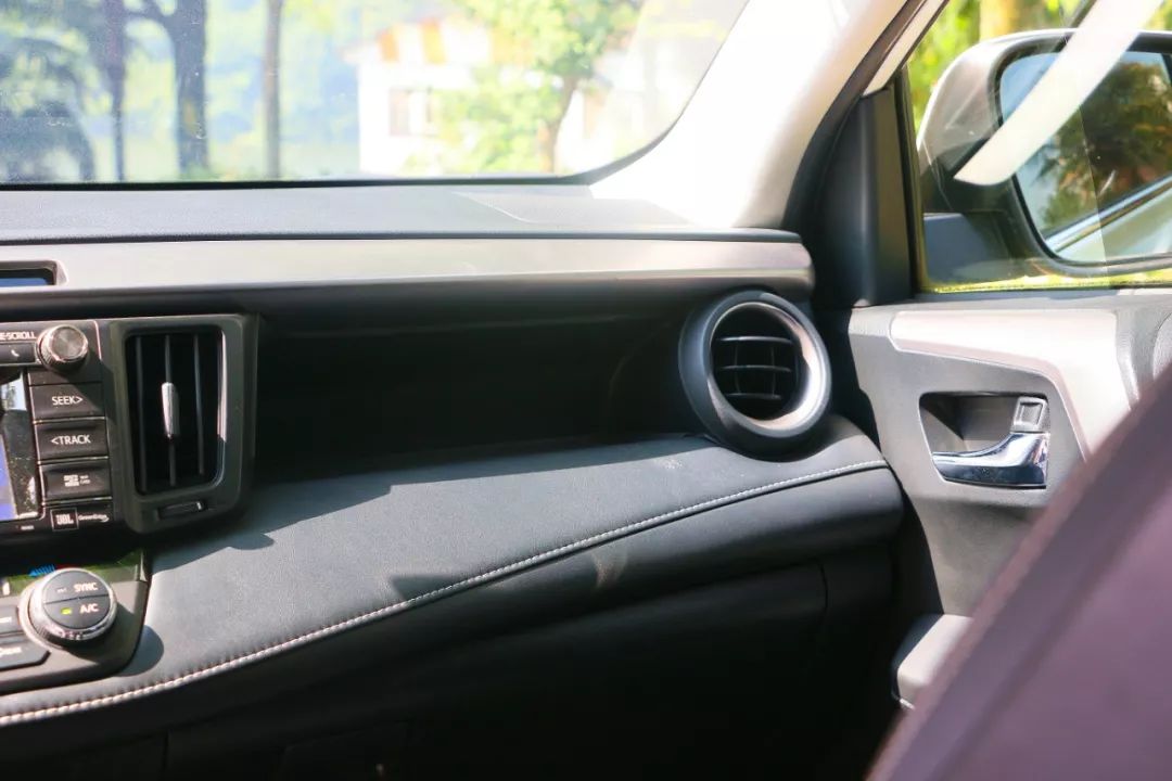 2012荣放rav4的2.0l的油耗,丰田rav4荣放2.5混动版真实油耗