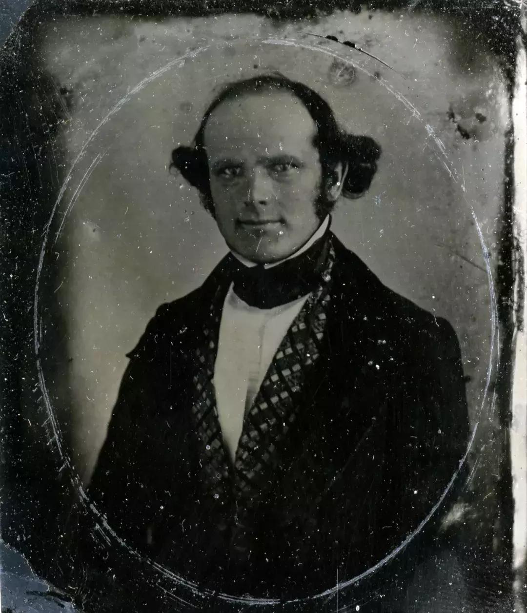 乙醚麻醉的发明史,乙醚麻醉是哪一年发明的