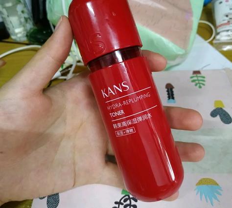 国货清洁毛孔御泥坊实测,国货美白佰草集