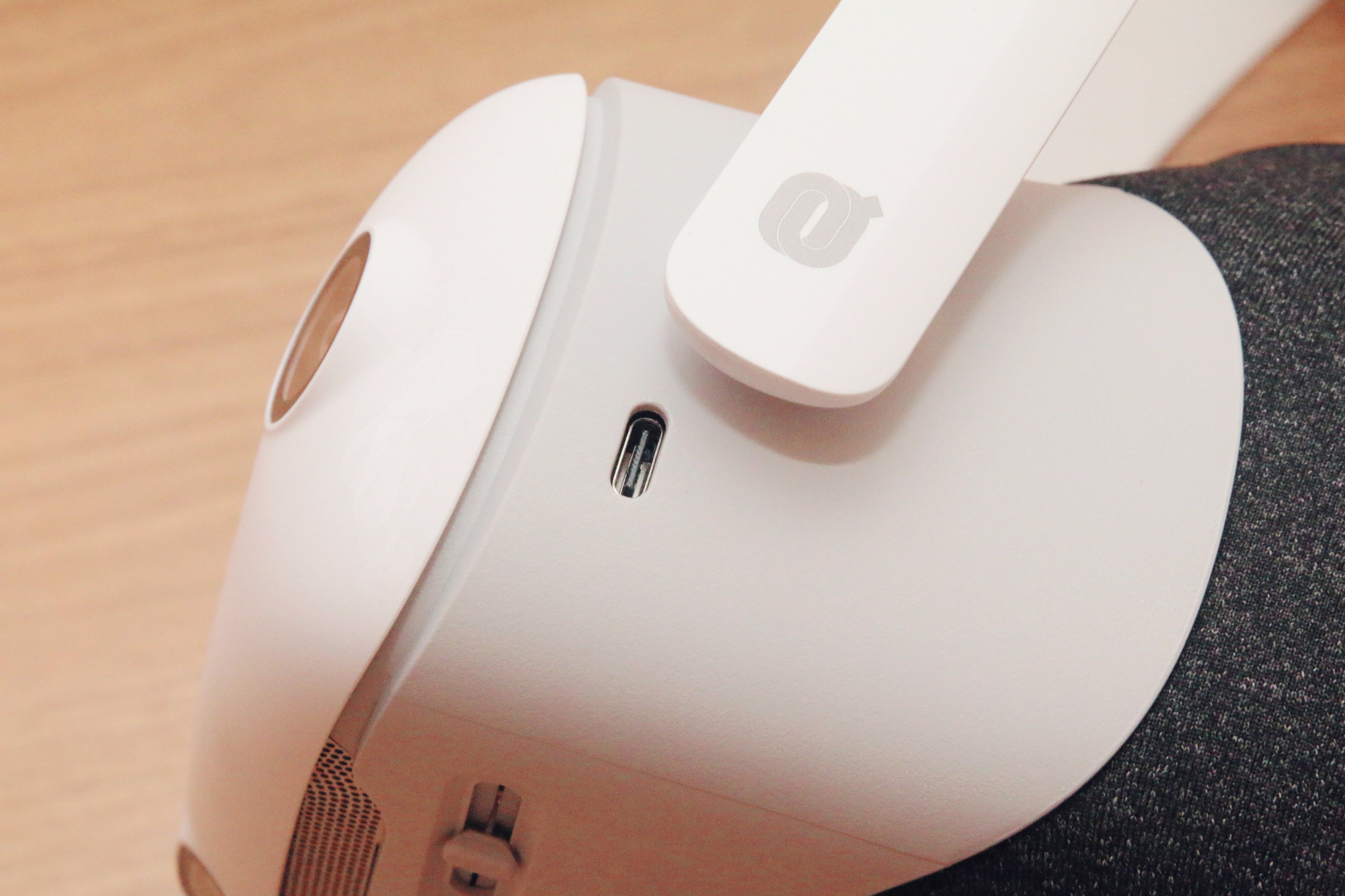 爱奇艺vr奇遇3怎么使用,爱奇艺奇遇3vr介绍