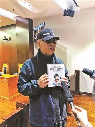 童话大王郑渊洁，“少儿不宜”了20年