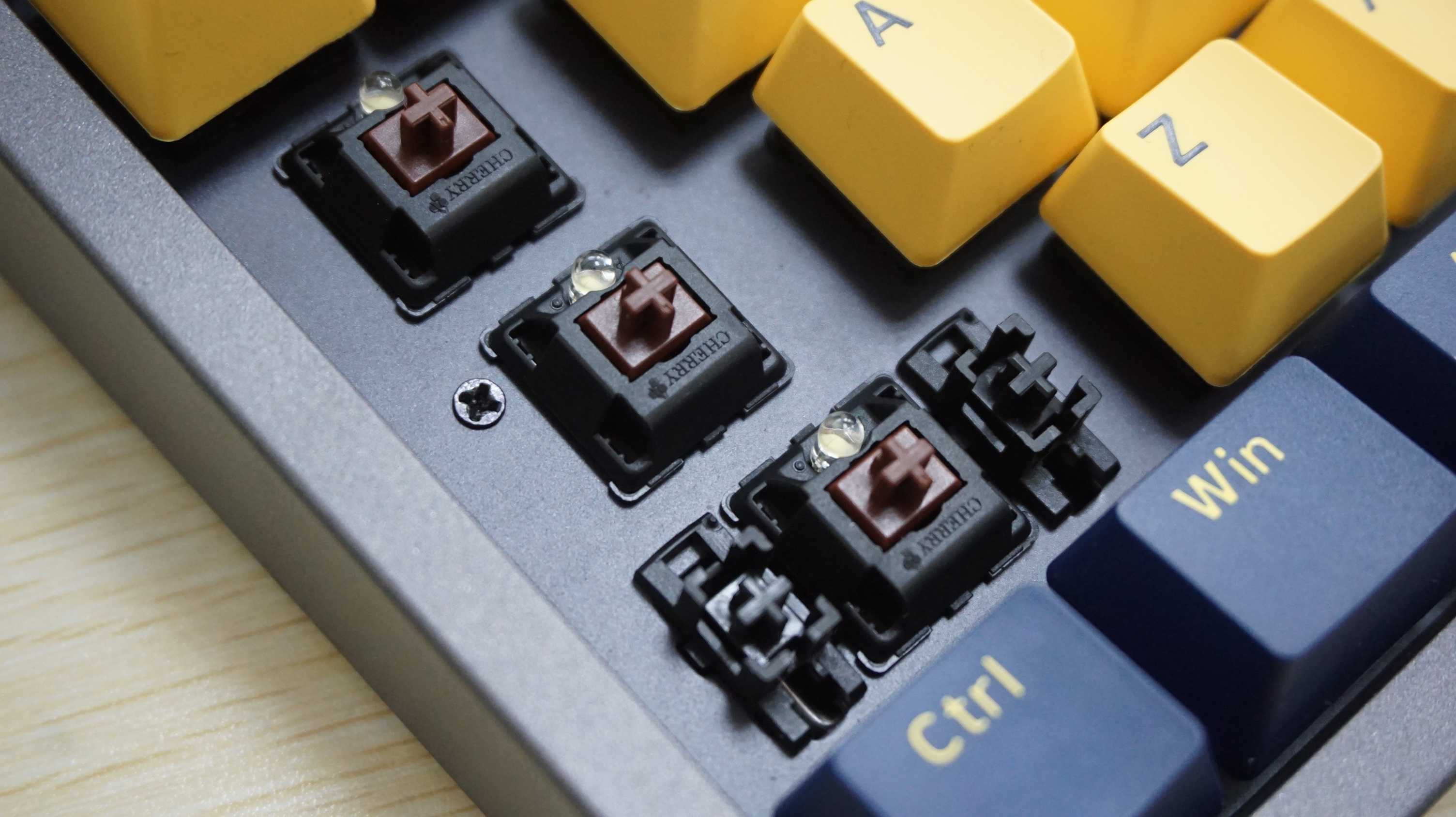 机械键盘67键推荐2024,机械键盘104键98键区别