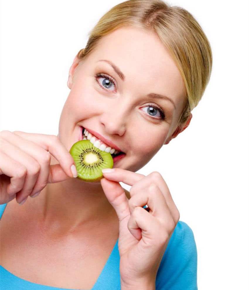 学生党如何快速美白全身,一洗白全身快速美白是真的吗