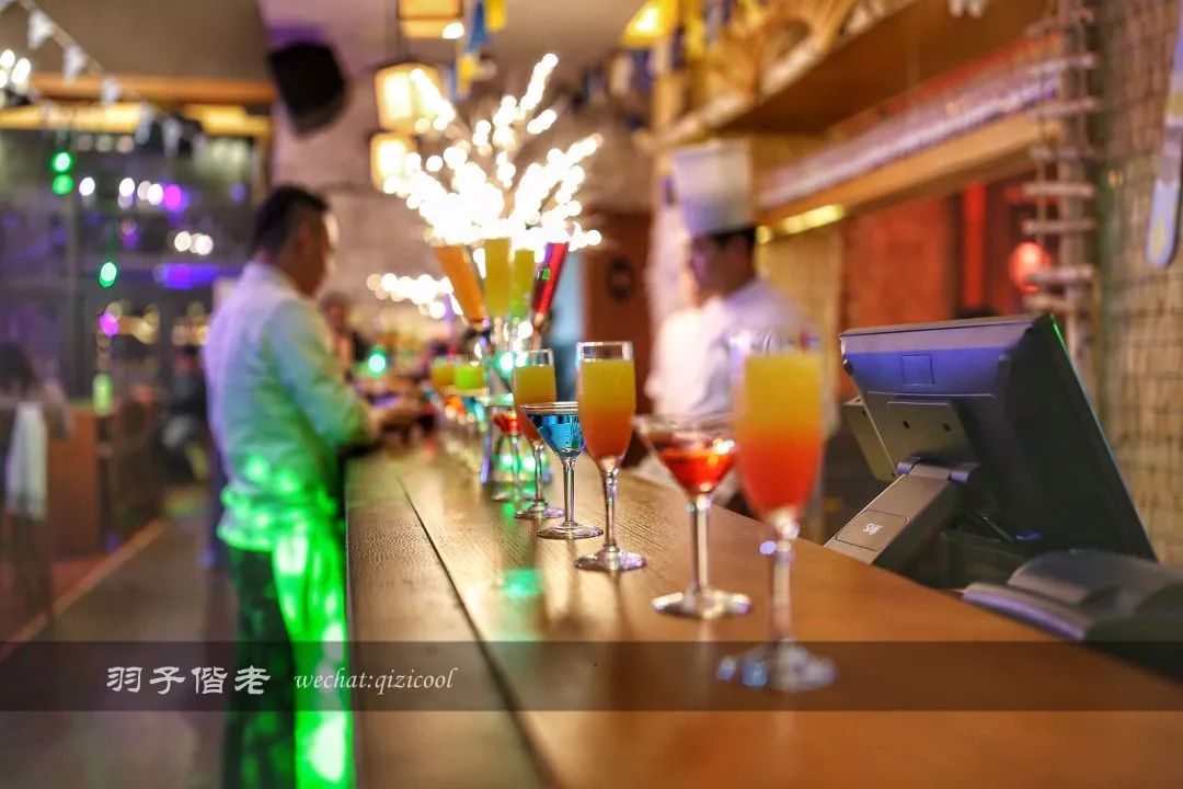 长白山滑雪最佳旅游时间,长白山天池漂流滑雪