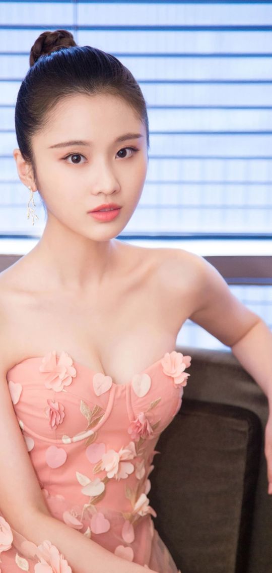 露额头对颜值要求更高,据说寸头是检验颜值的唯一标准