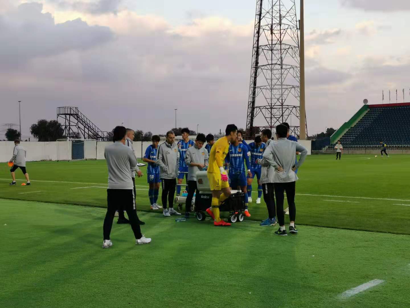 中超第4轮冲突,中超第四轮五场平局