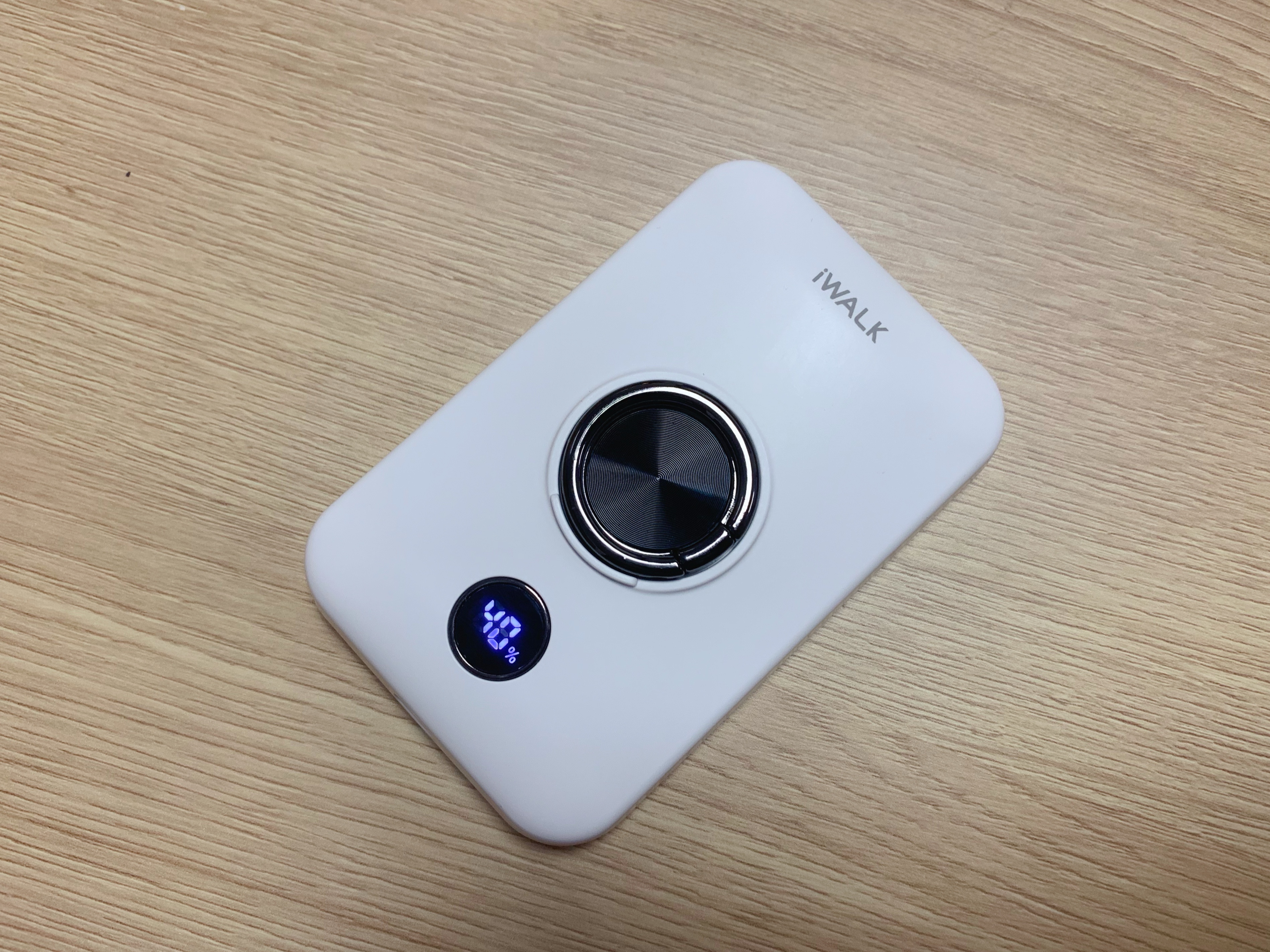 iwalk应急快充充电宝,iwalk无线直插充电宝