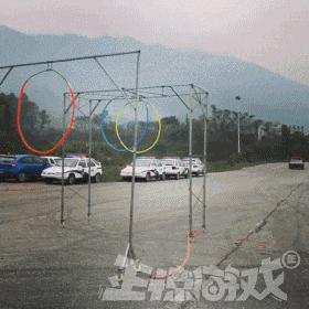 爆笑GIF趣图：美女，这射的是丘比特之箭吧