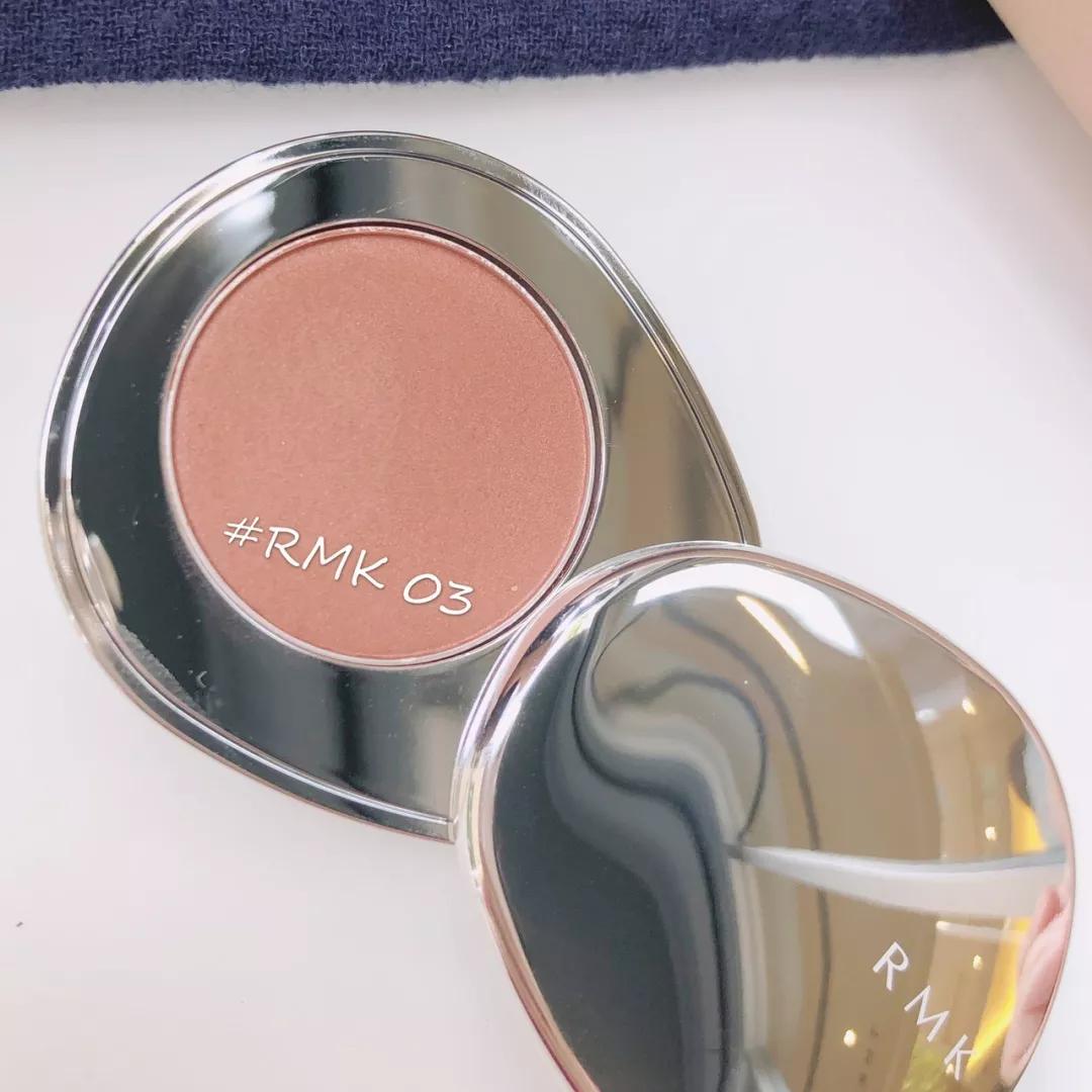 平价腮红收敛色和膨胀色的推荐,低饱和裸杏色腮红推荐