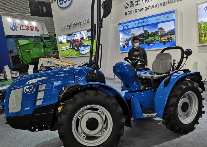 江苏农机生产厂家有哪些,300多家企业亮相江苏国际农机展